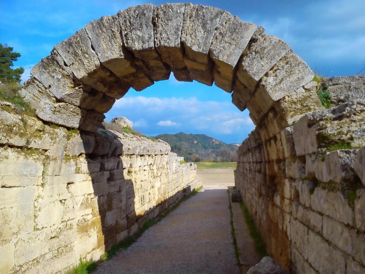 Stadium Ancient Olympia Exterior foto